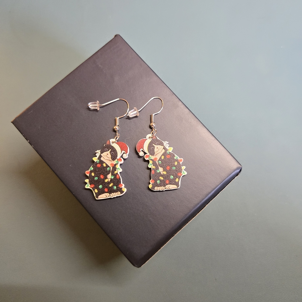 Christmas Tangled Lights Cat Earrings